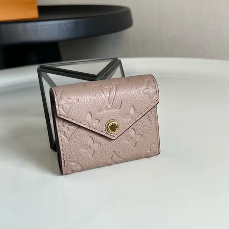 ルイヴィトン 折り財布