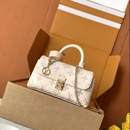 ルイヴィトン キーケース