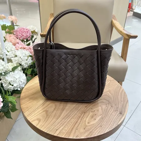 ボッテガ ヴェネタ キーケース