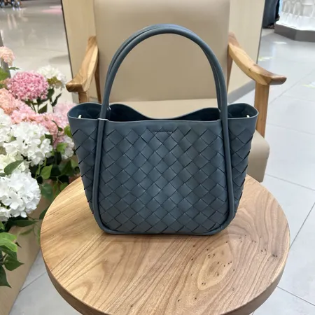 ボッテガ ヴェネタ キーケース