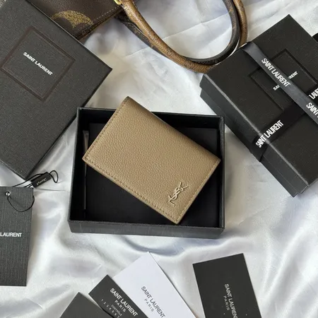 イブサンローラン 折り財布