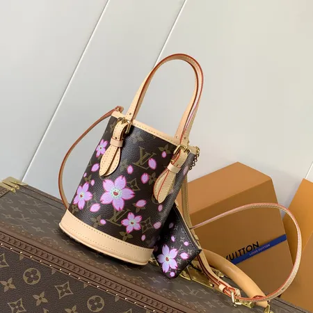 ルイヴィトン キーケース