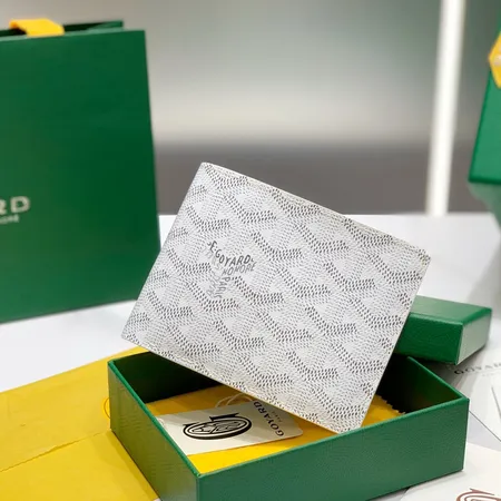 ゴヤール 折り財布