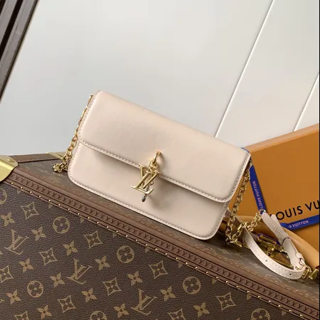 ルイヴィトン キーケース