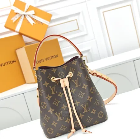 ルイヴィトン キーケース