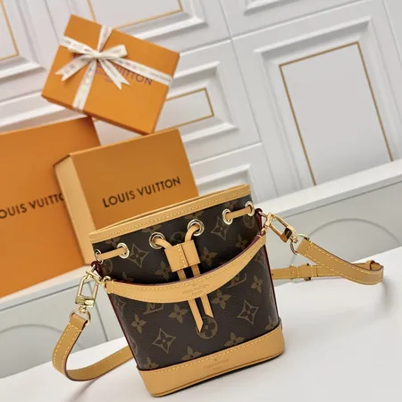 ルイヴィトン キーケース