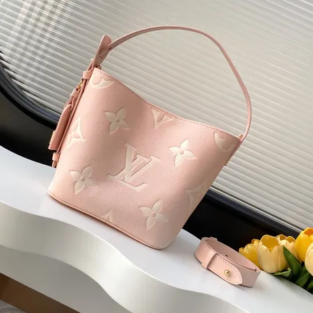 ルイヴィトン キーケース