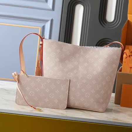 ルイヴィトン キーケース