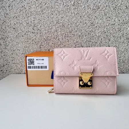 ルイヴィトン 折り財布