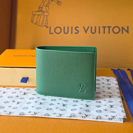 ルイヴィトン 折り財布