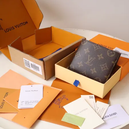 ルイヴィトン 折り財布