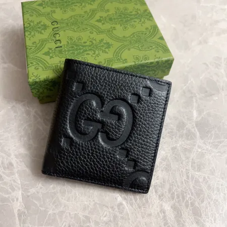 グッチ 折り財布