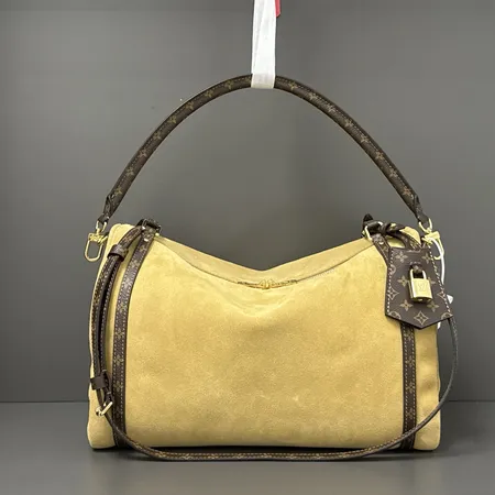 ルイヴィトン キーケース