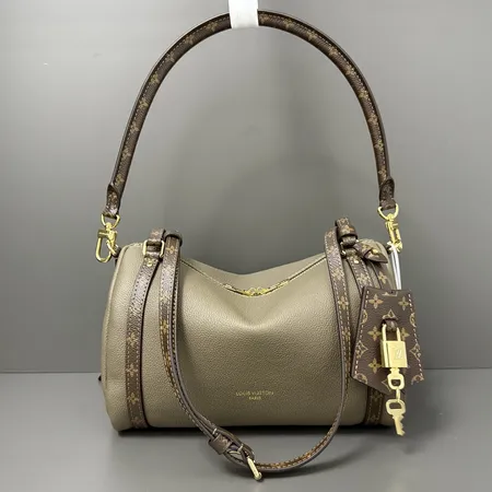 ルイヴィトン キーケース