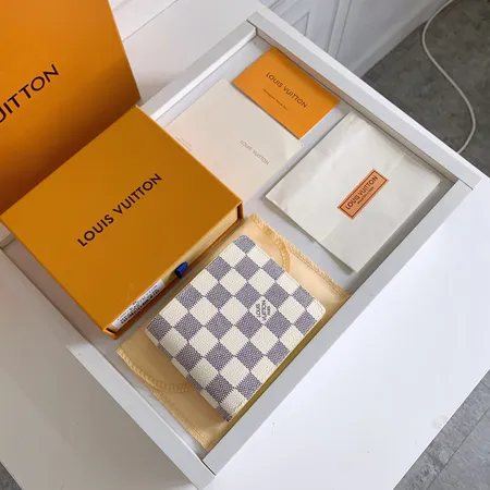 ルイヴィトン 折り財布