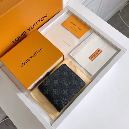 ルイヴィトン 折り財布
