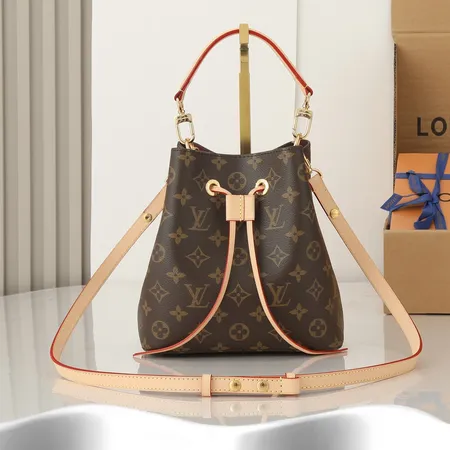 ルイヴィトン キーケース