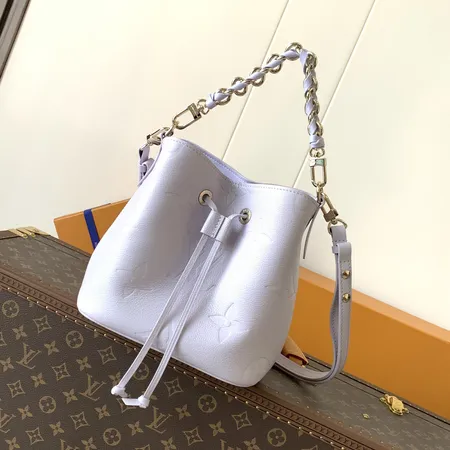 ルイヴィトン キーケース