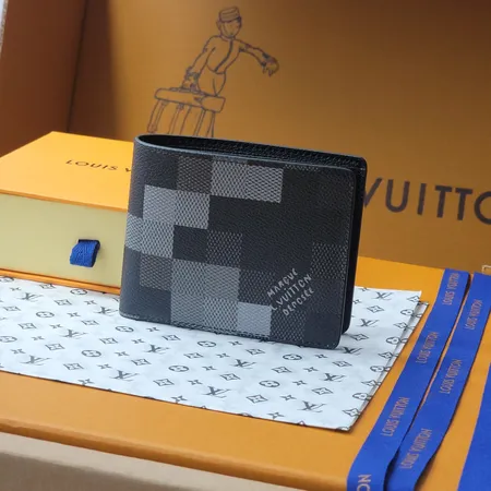 ルイヴィトン 折り財布