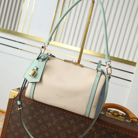 ルイヴィトン キーケース