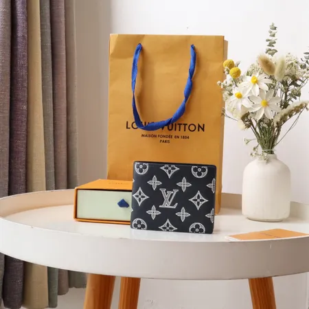 ルイヴィトン 折り財布