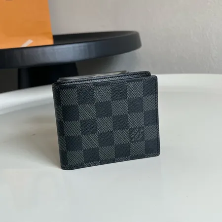 ルイヴィトン 長財布