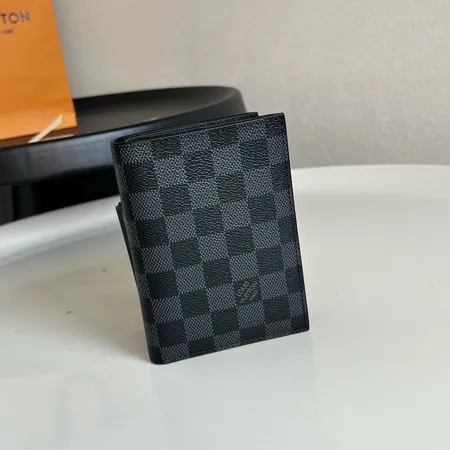 ルイヴィトン 長財布