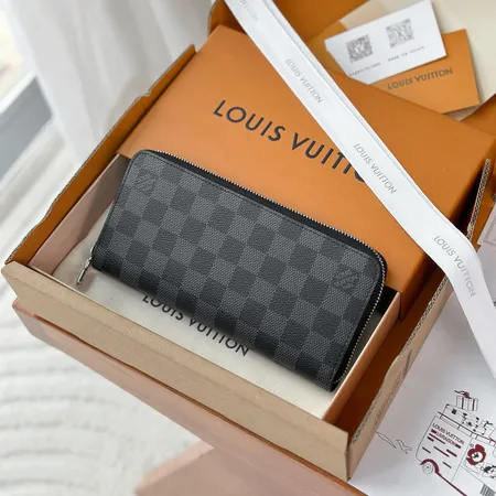 ルイヴィトン 長財布