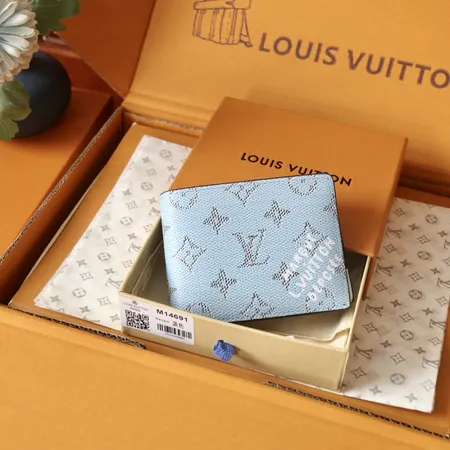 ルイヴィトン 折り財布