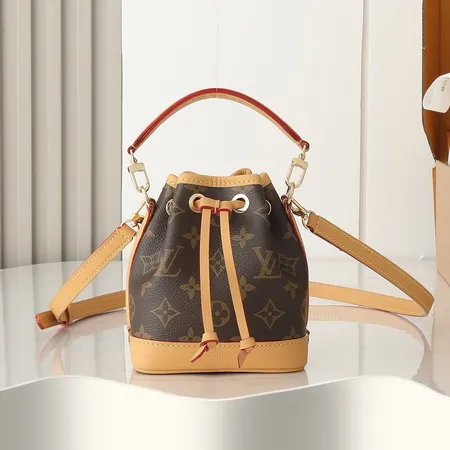 ルイヴィトン キーケース