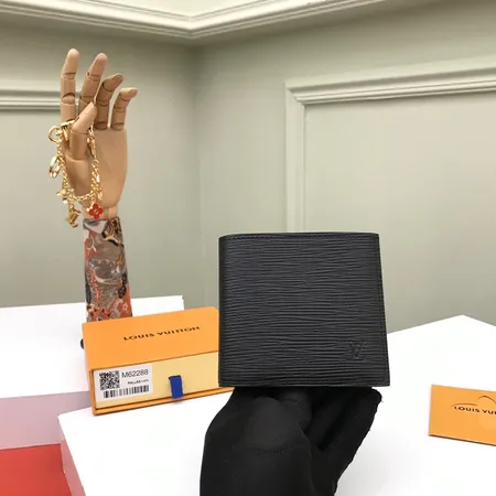 ルイヴィトン 長財布