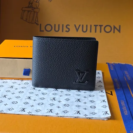 ルイヴィトン 折り財布