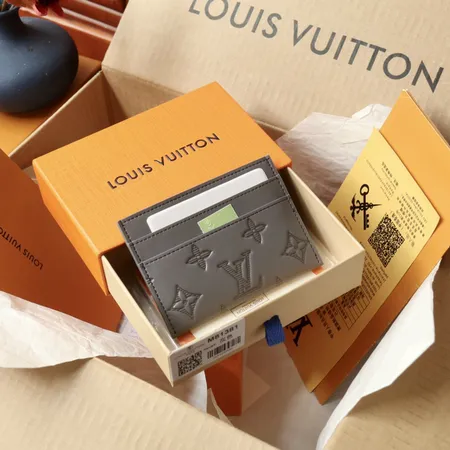 ルイヴィトン 長財布