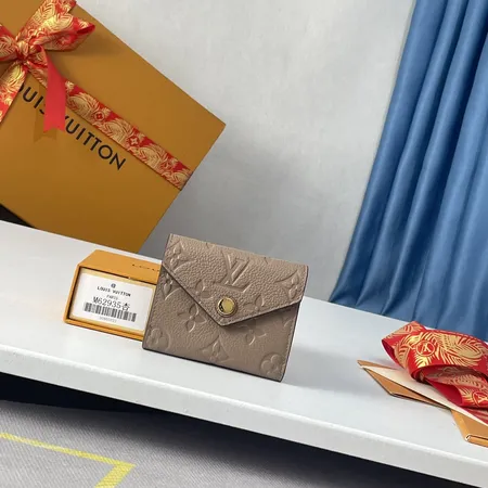 ルイヴィトン 折り財布