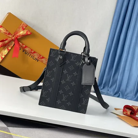 ルイヴィトン キーケース