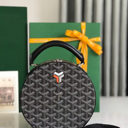 ゴヤール キーケース