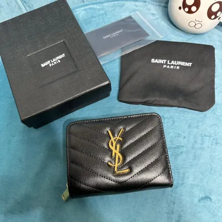 イブサンローラン 折り財布