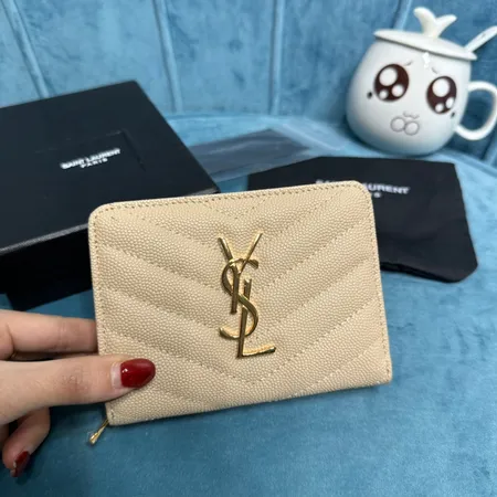 イブサンローラン 折り財布