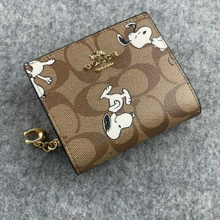 コーチ 折り財布