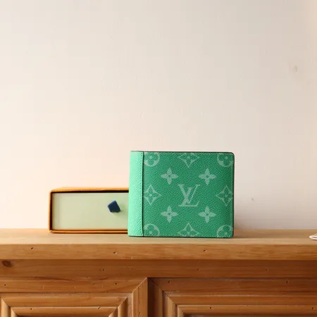 ルイヴィトン 折り財布