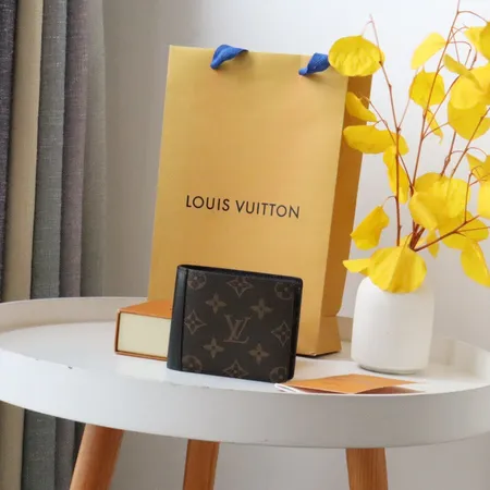 ルイヴィトン 折り財布