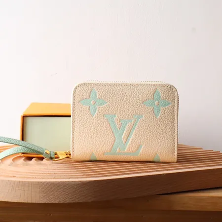 ルイヴィトン 折り財布