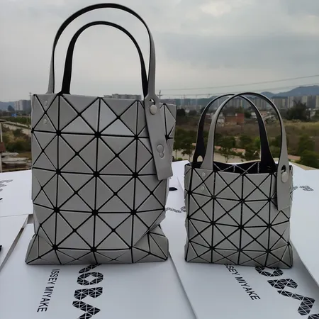 イッセイ ミヤケ キーケース