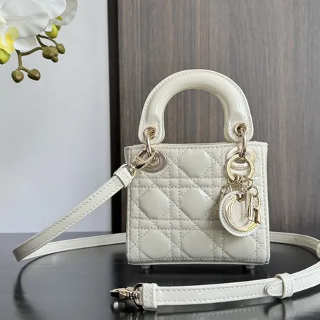 ディオール キーケース