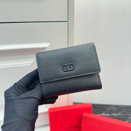 ヴァレンティノ 折り財布