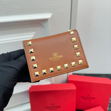 ヴァレンティノ 折り財布