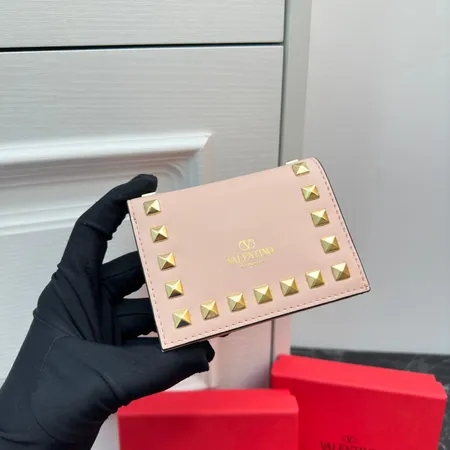 ヴァレンティノ 折り財布