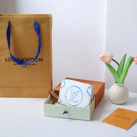 ルイヴィトン 折り財布