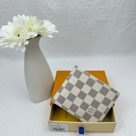 ルイヴィトン 折り財布