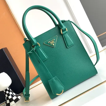 プラダ キーケース